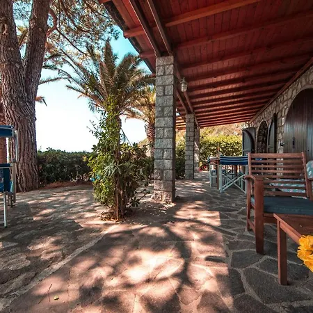 Mandel 2 By Mandel Club * Capoliveri (Isola d'Elba)