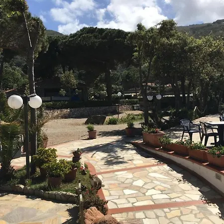 Mandel 2 By Mandel Club * Capoliveri (Isola d'Elba)
