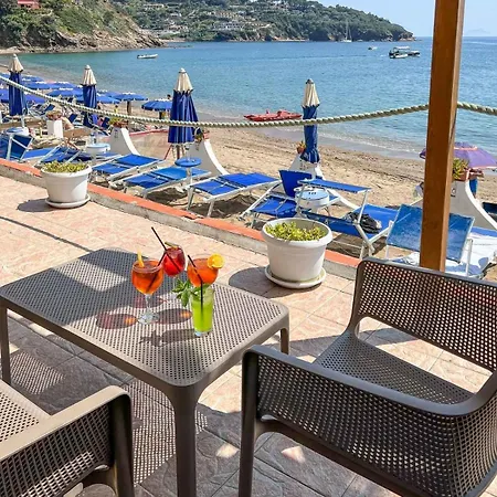 Mandel 2 By Mandel Club 4* Capoliveri (Isola d'Elba)